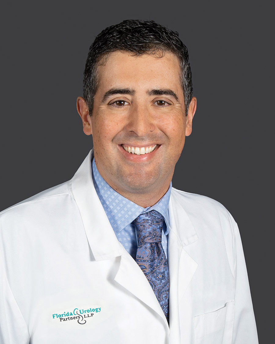 Alonso-Dr. Alonso Alvarez-800 Dr. Alonso Alvarez<br />