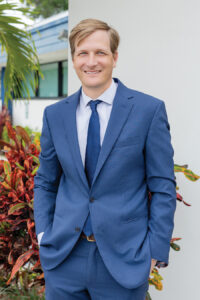 Dr. Benjamin Szpila